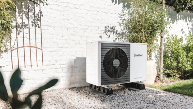 Vaillant Group lanza una nueva bomba de calor aire-agua más eficiente y con bajos niveles de ruido